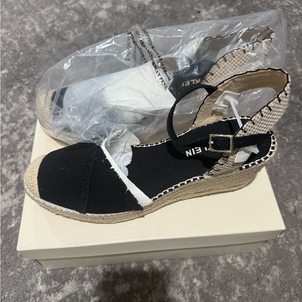 Anne Klein Women's Black Espadrille Sandals